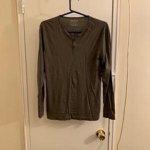 T-Shirt Long Sleeve Hem